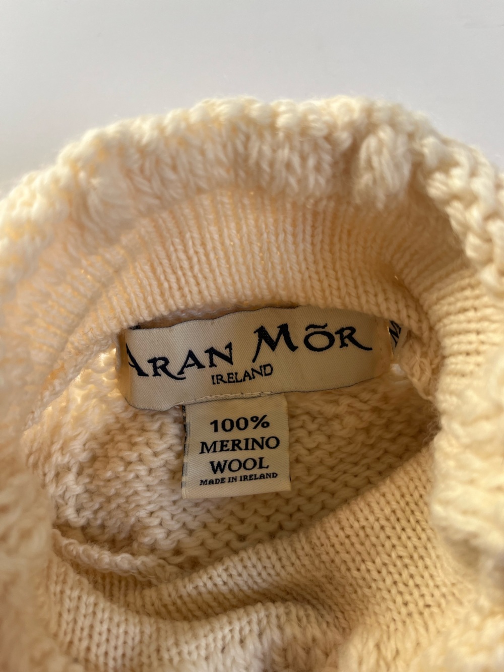 Aran Mor Made in Ireland Cream 100% Merino Wool Cable Fisherman Knit Sweater - Picture 7 of 8